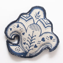 Load image into Gallery viewer, Acanthus Lavender Bags