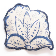 Load image into Gallery viewer, Acanthus Lavender Bags