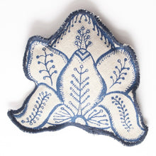 Load image into Gallery viewer, Acanthus Lavender Bags