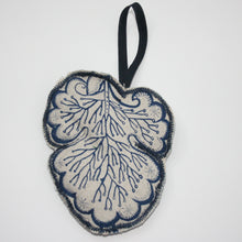 Load image into Gallery viewer, Hanging Acanthus Lavender Bags