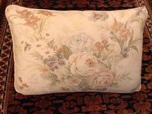 Load image into Gallery viewer, Cushions