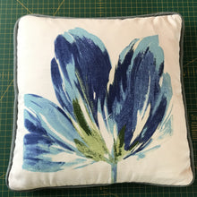 Load image into Gallery viewer, Cushions