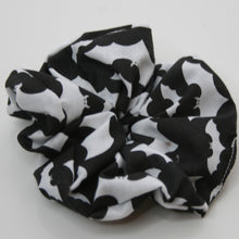 Load image into Gallery viewer, Scrunchies - Large