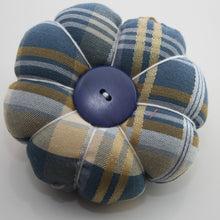 Load image into Gallery viewer, Pin Cushions